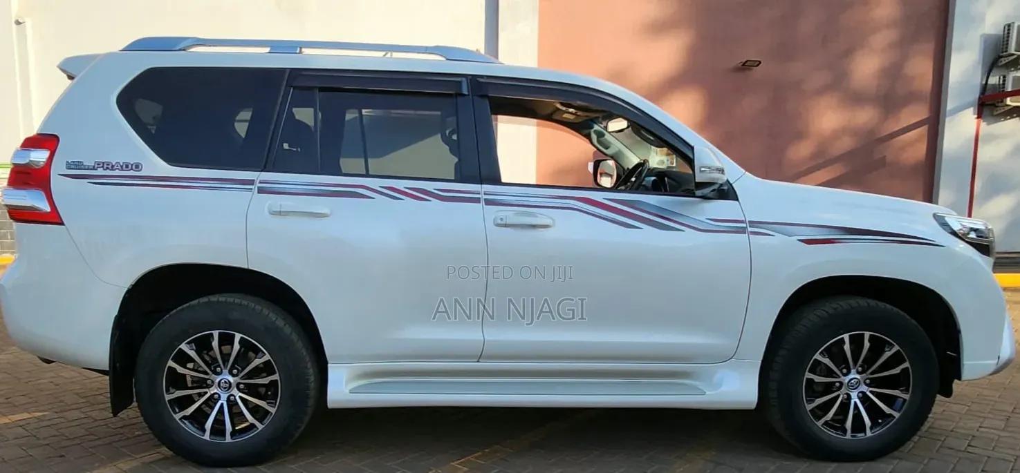 Toyota Land Cruiser Prado 2.8 2017 Pearl