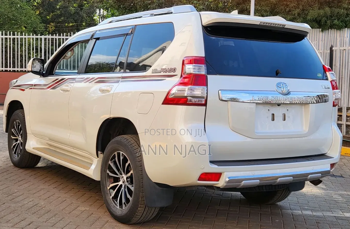 Toyota Land Cruiser Prado 2.8 2017 Pearl