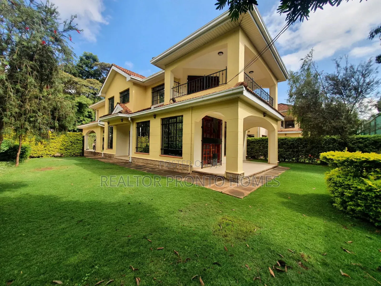 4bdrm Townhouse / Terrace in Lavington, Muthangari for rent
