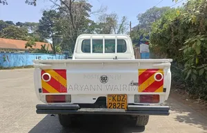 Toyota Land Cruiser 2012 White