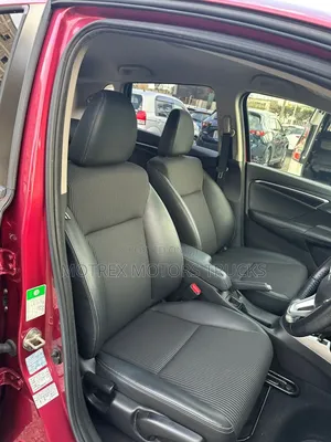 Honda Fit EX 2019 Maroon