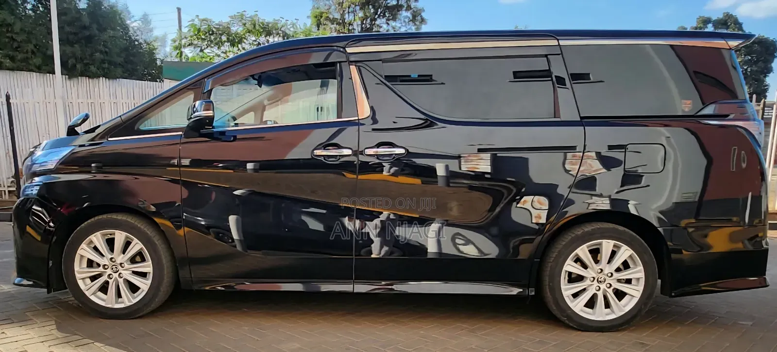 Toyota Vellfire 2018 Black