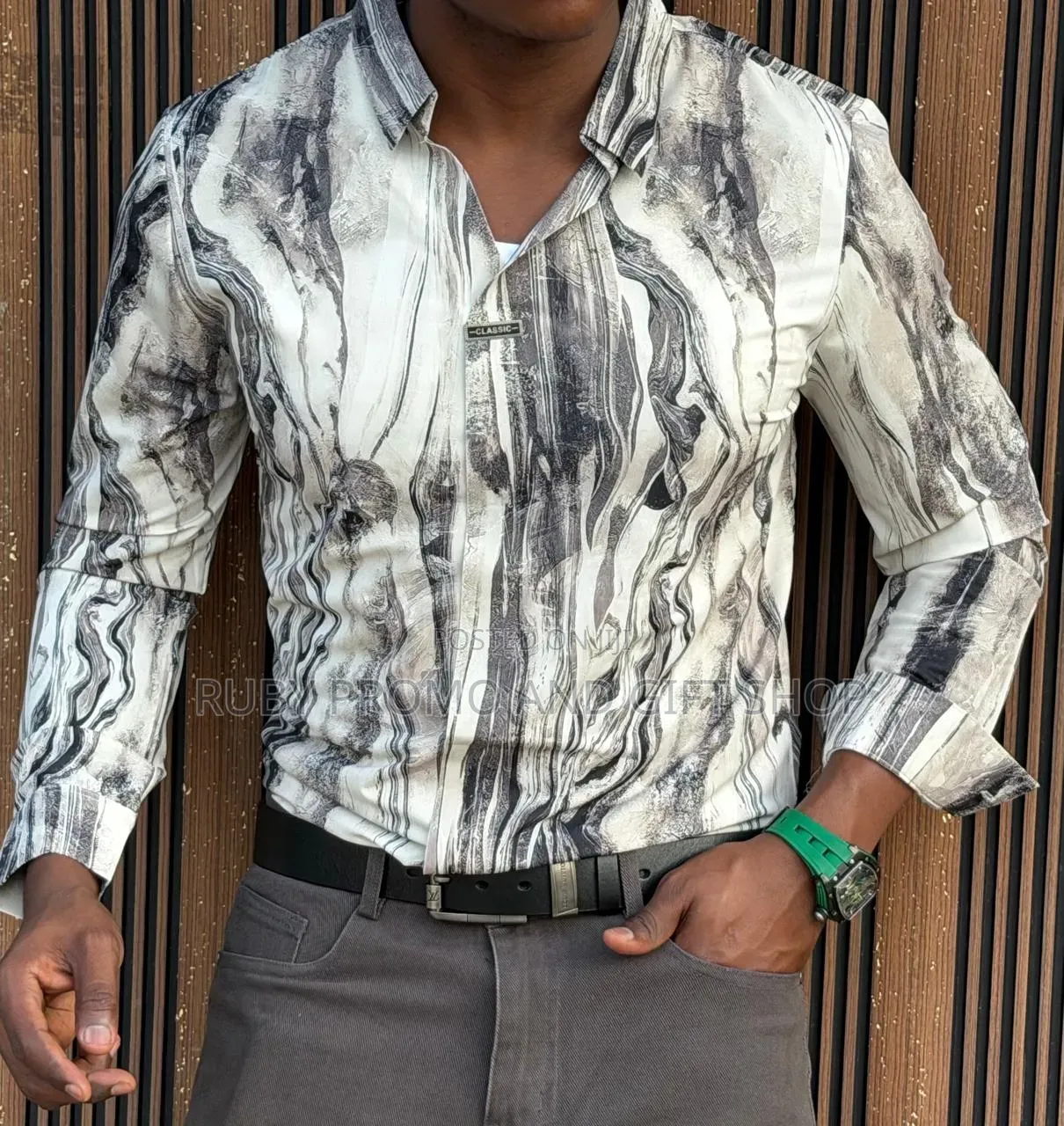 Premium Comfy Buttonless Long Sleeved Men's Shirt