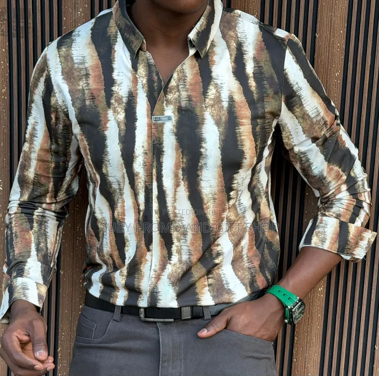 Premium Comfy Buttonless Long Sleeved Men's Shirt