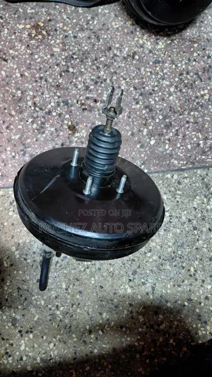 Toyota Noah Voxy 2009 Brake Booster and Master Cylinder