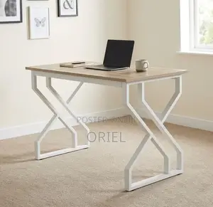 1.2M Generic Computer Desk : Computer Study Desk