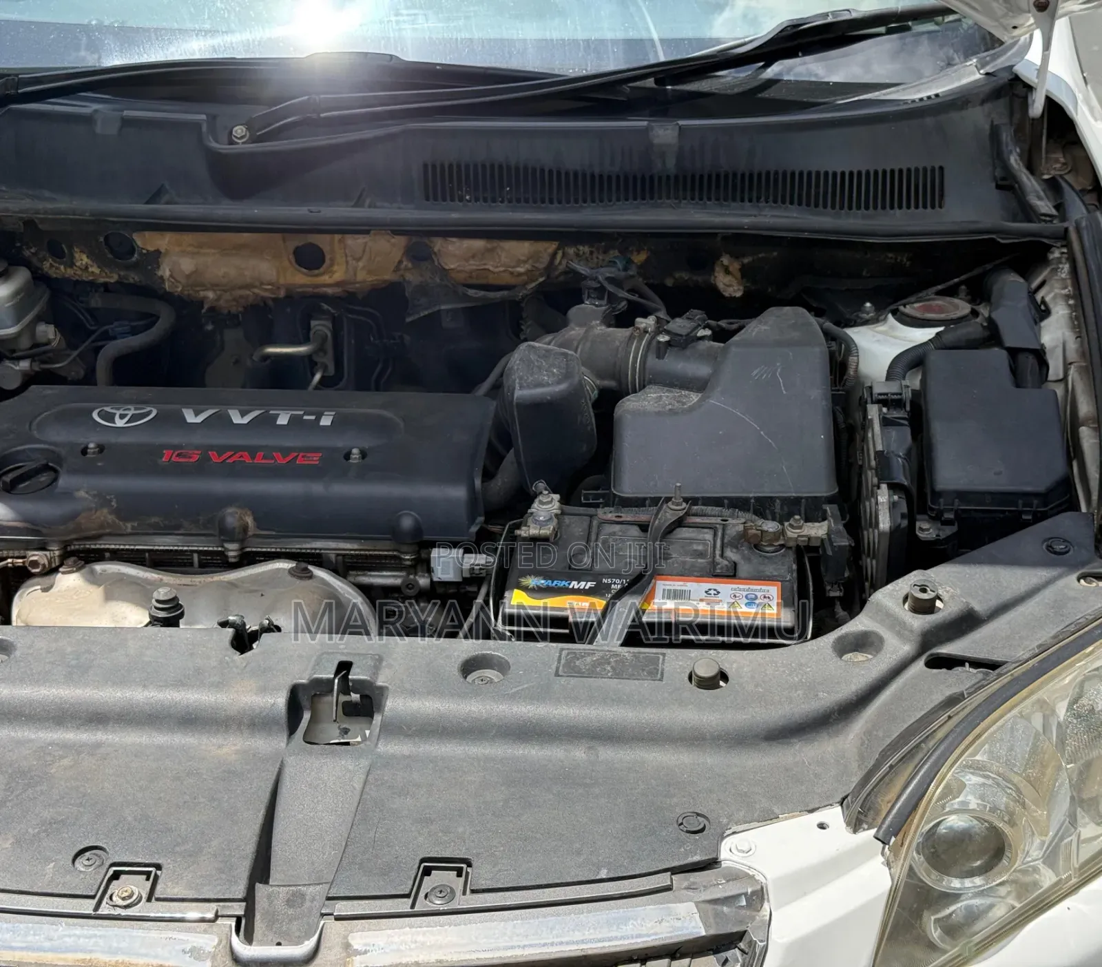 Toyota Vanguard 2010 White