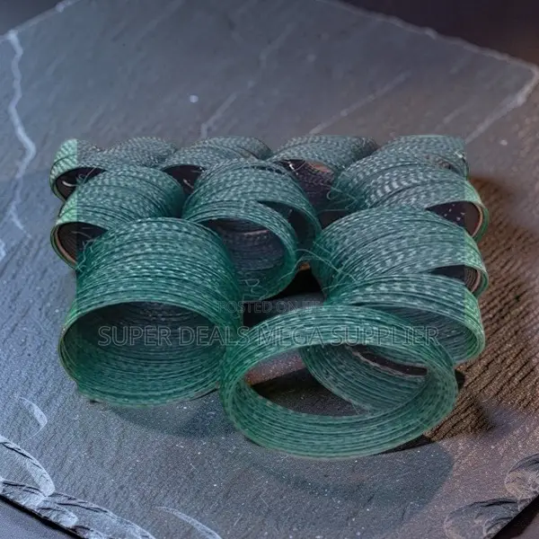 Manufacturer Prices 100mm,200mm, 450mm 6m /8m/10m Barbed Razor Wire