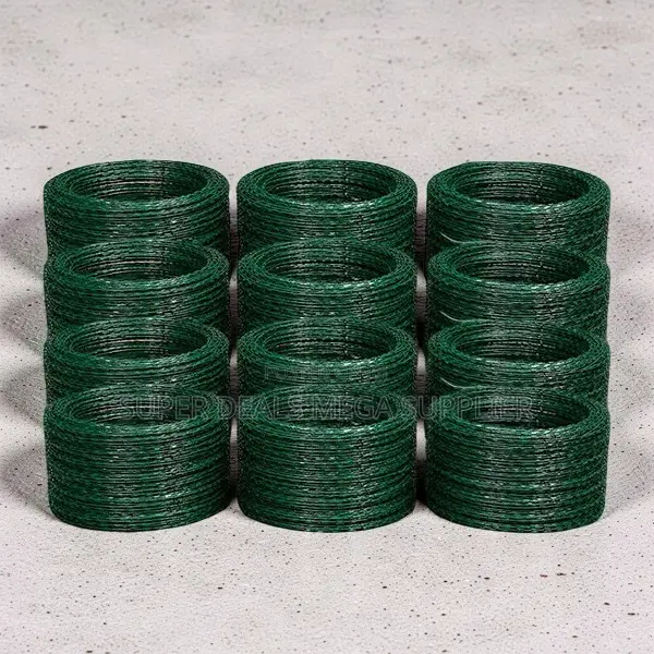 Manufacturer Prices 100mm,200mm, 450mm 6m /8m/10m Barbed Razor Wire