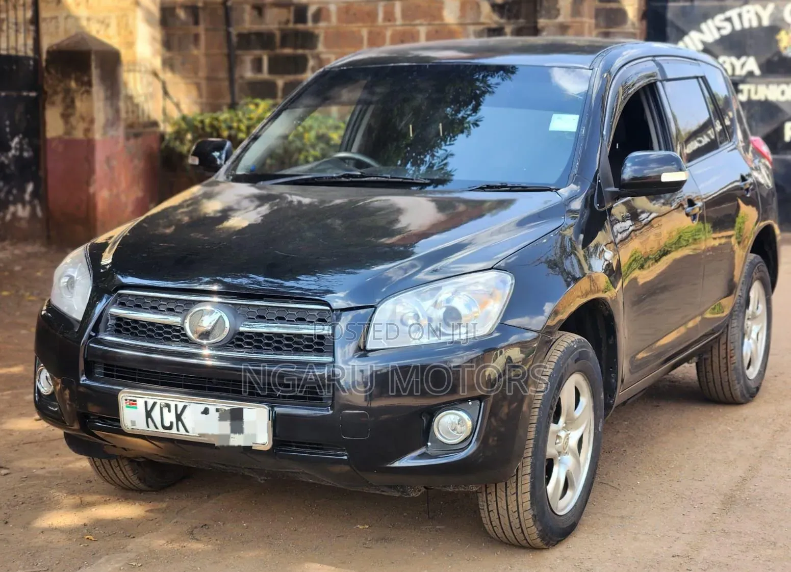 Toyota RAV4 2010 Black