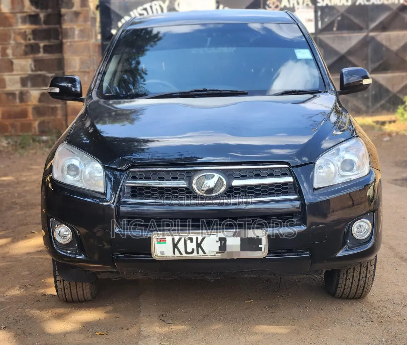 Toyota RAV4 2010 Black