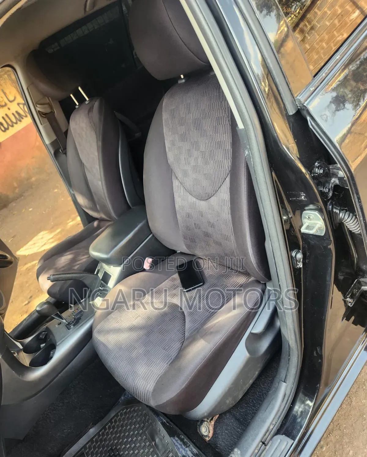 Toyota RAV4 2010 Black