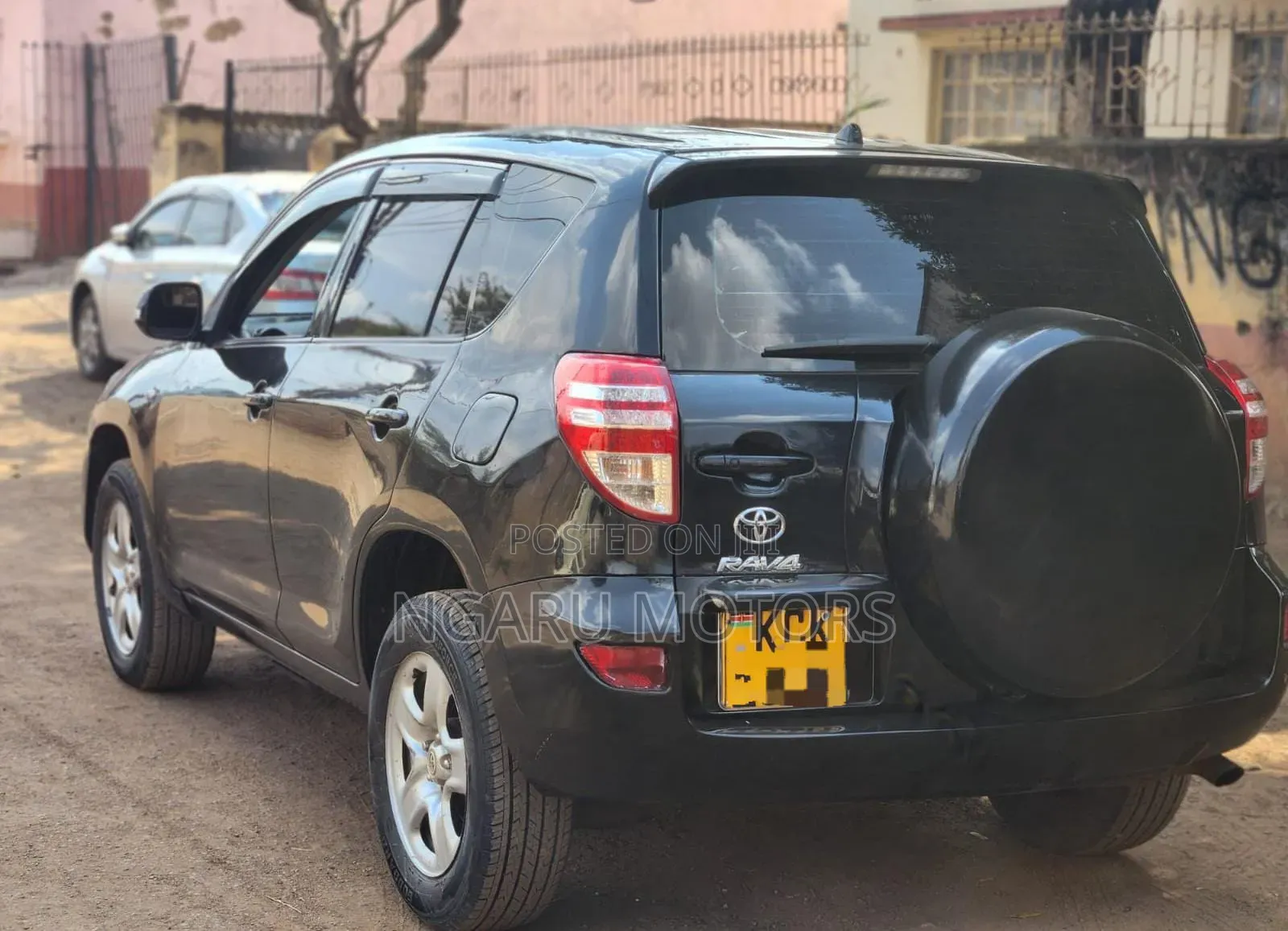 Toyota RAV4 2010 Black
