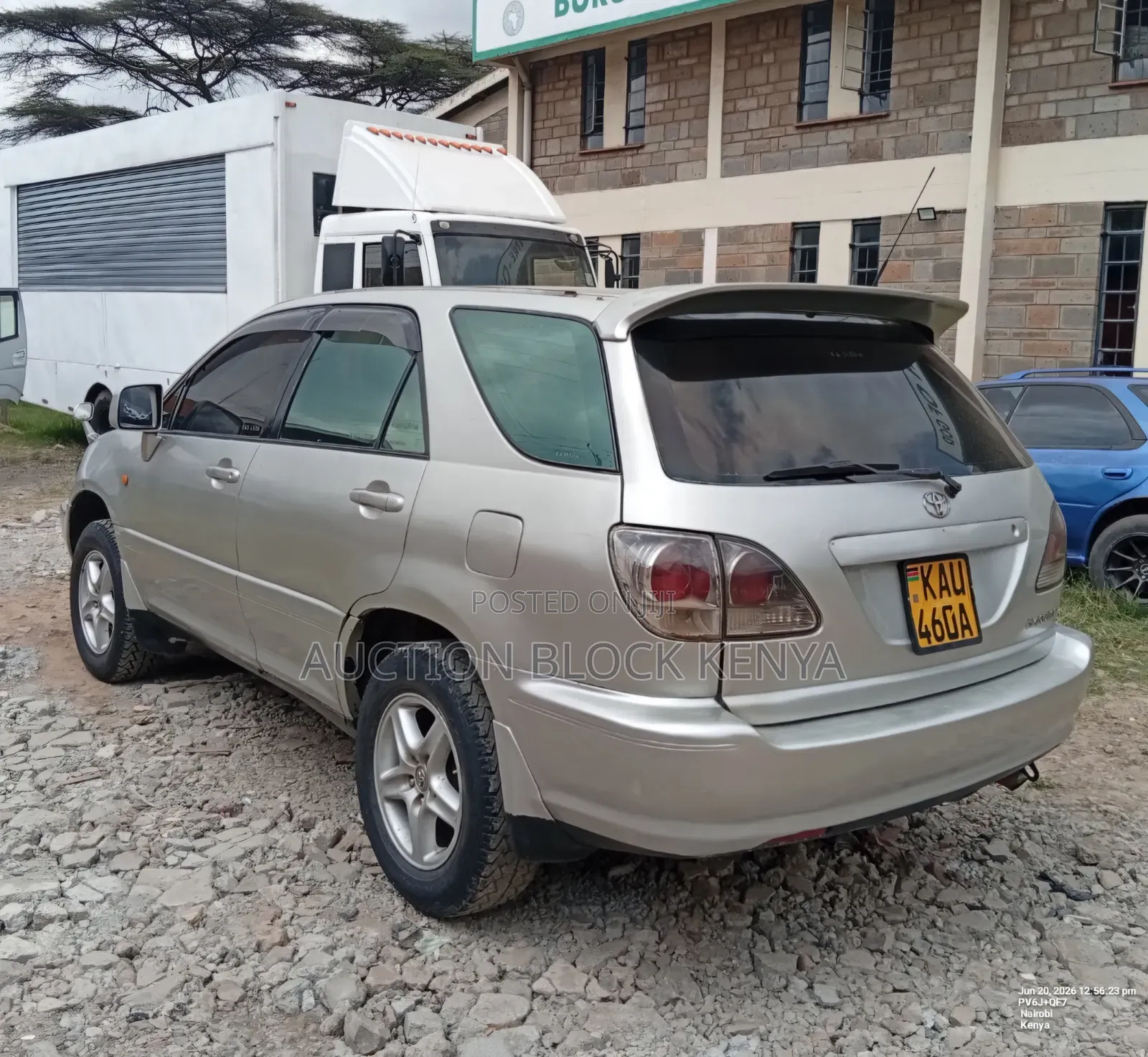Toyota Harrier 2001 Beige