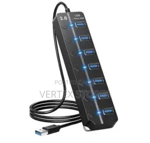 UGREEN CR130 7-in-1 Powered Switch USB 2.0 a Ports Adapter