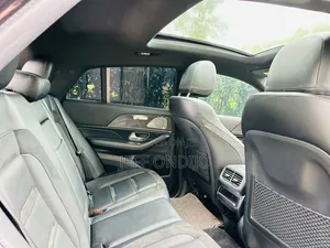 Mercedes-Benz GLE-Class 2021 Black