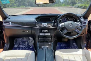 Mercedes-Benz E250 SV Premium 2014