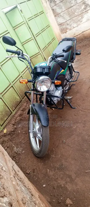 New Honda CB 2025 Blue