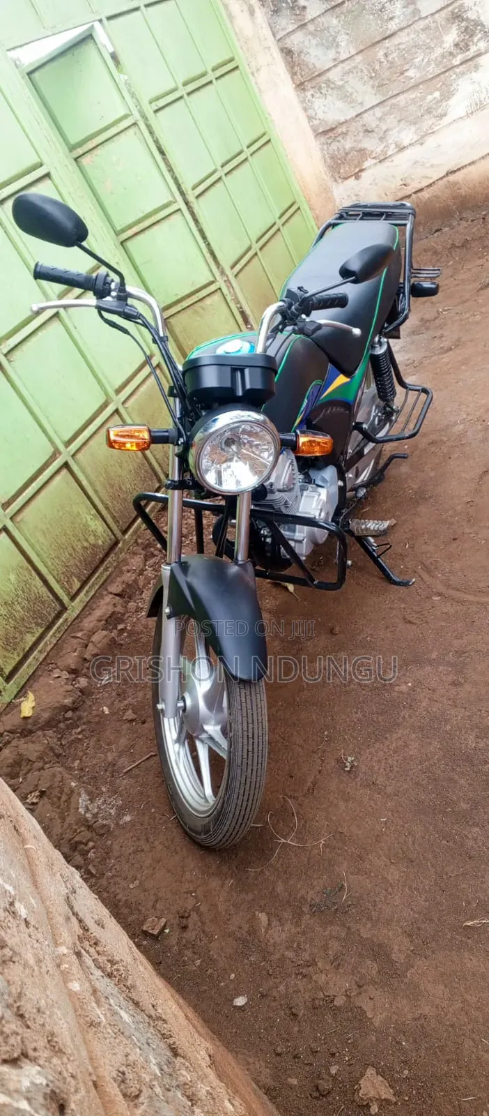 New Honda CB 2025 Blue
