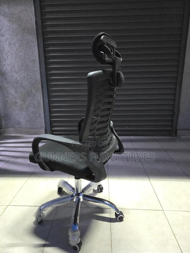 High Back Office Chair. - thumbnail 2