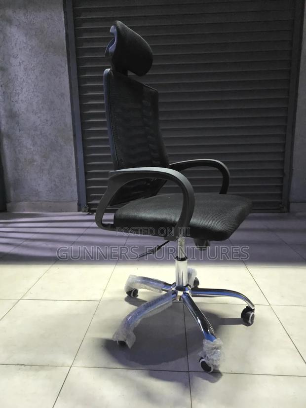 High Back Office Chair. - thumbnail 6