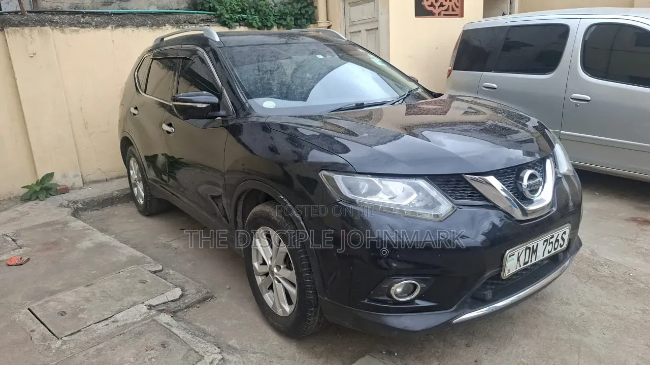 Nissan X-Trail 2016 Black