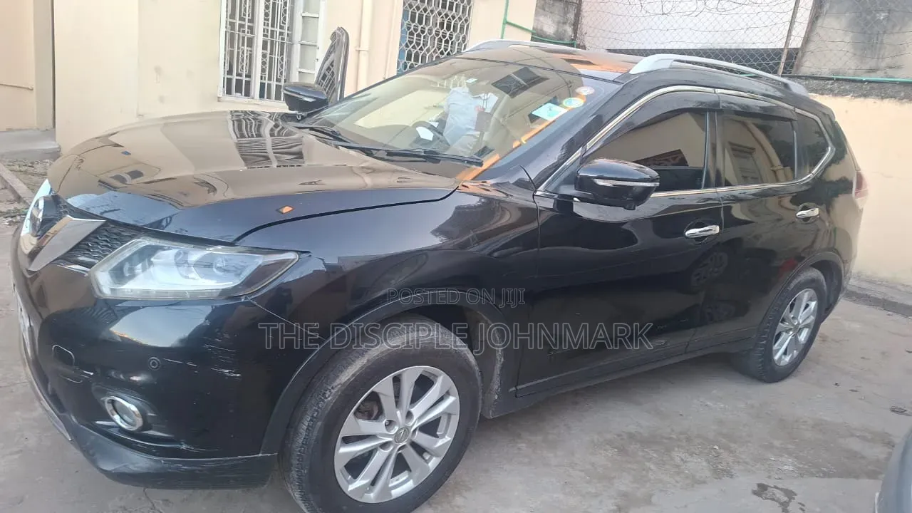 Nissan X-Trail 2016 Black