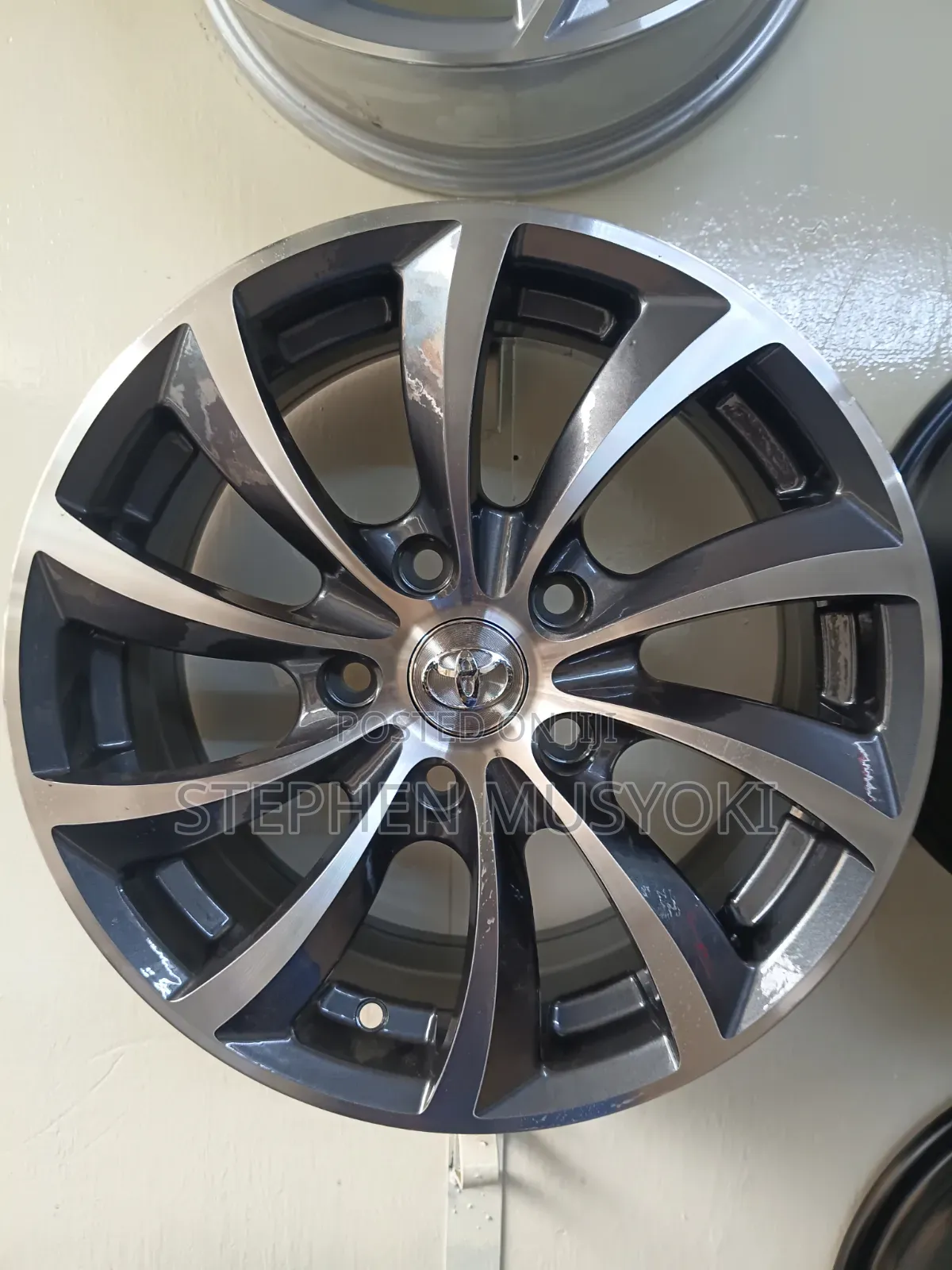 Toyota Noah, Auris, Voxy, Size 15inch Rims