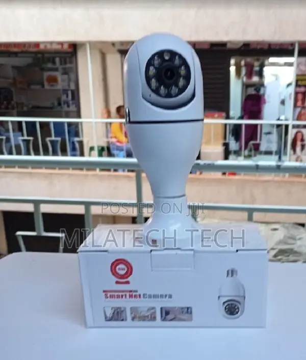 Single Lens WiFi Bulb PTZ Camera 1080P