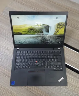 Laptop Lenovo ThinkPad T14 G2 16GB Intel Core i7 SSD 256GB