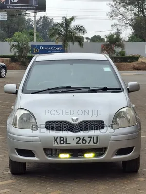 Toyota Vitz 1.0 FWD 3dr 2003 Silver