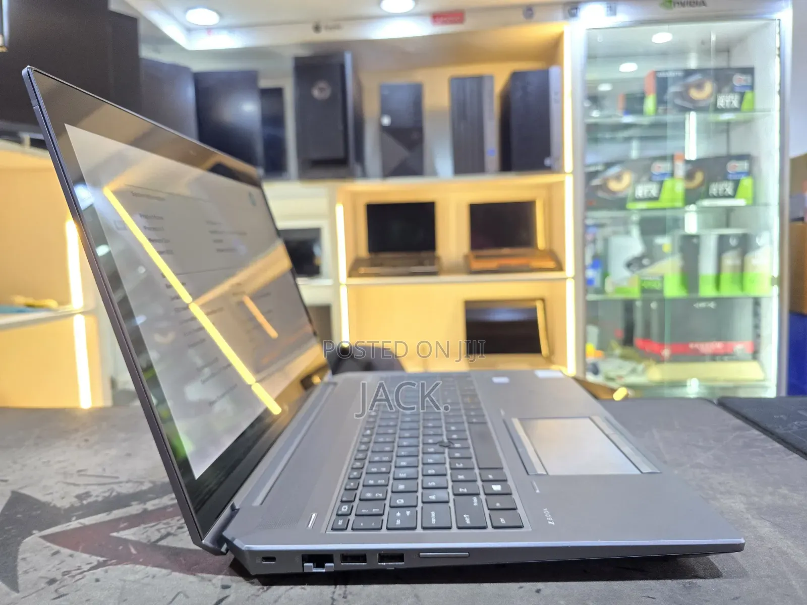 Laptop HP ZBook Studio G5 24GB Intel Core i7 SSD 512GB