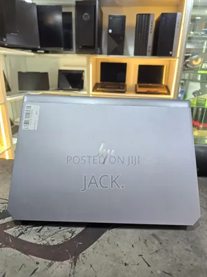 Laptop HP ZBook Studio G5 24GB Intel Core i7 SSD 512GB