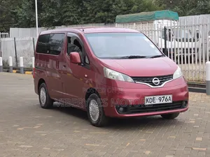 Nissan NV200 2014
