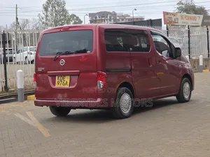 Nissan NV200 2014