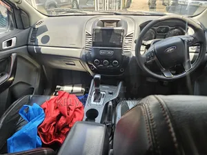Ford Ranger Wildtrak 2011 White