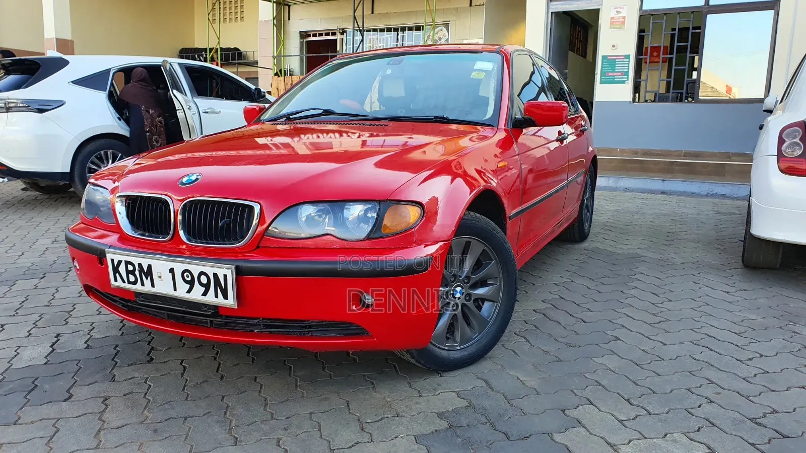 BMW 320i Sedan RWD 2004 Red