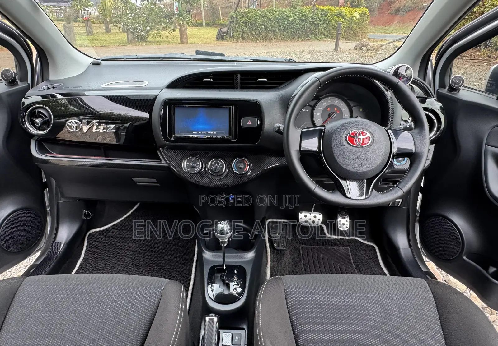Toyota Vitz 2019 Silver