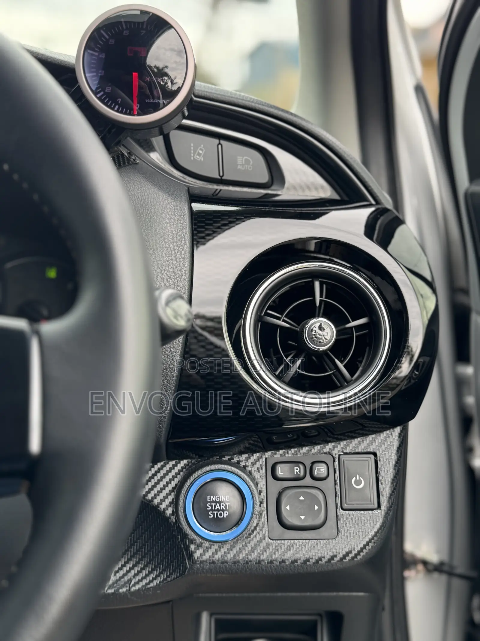 Toyota Vitz 2019 Silver