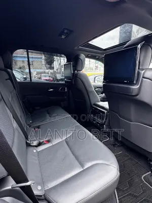 Toyota Land Cruiser LC300 2023 Gray