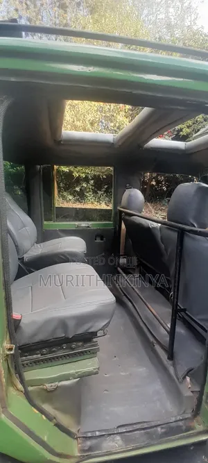 Toyota Land Cruiser 2000 Green