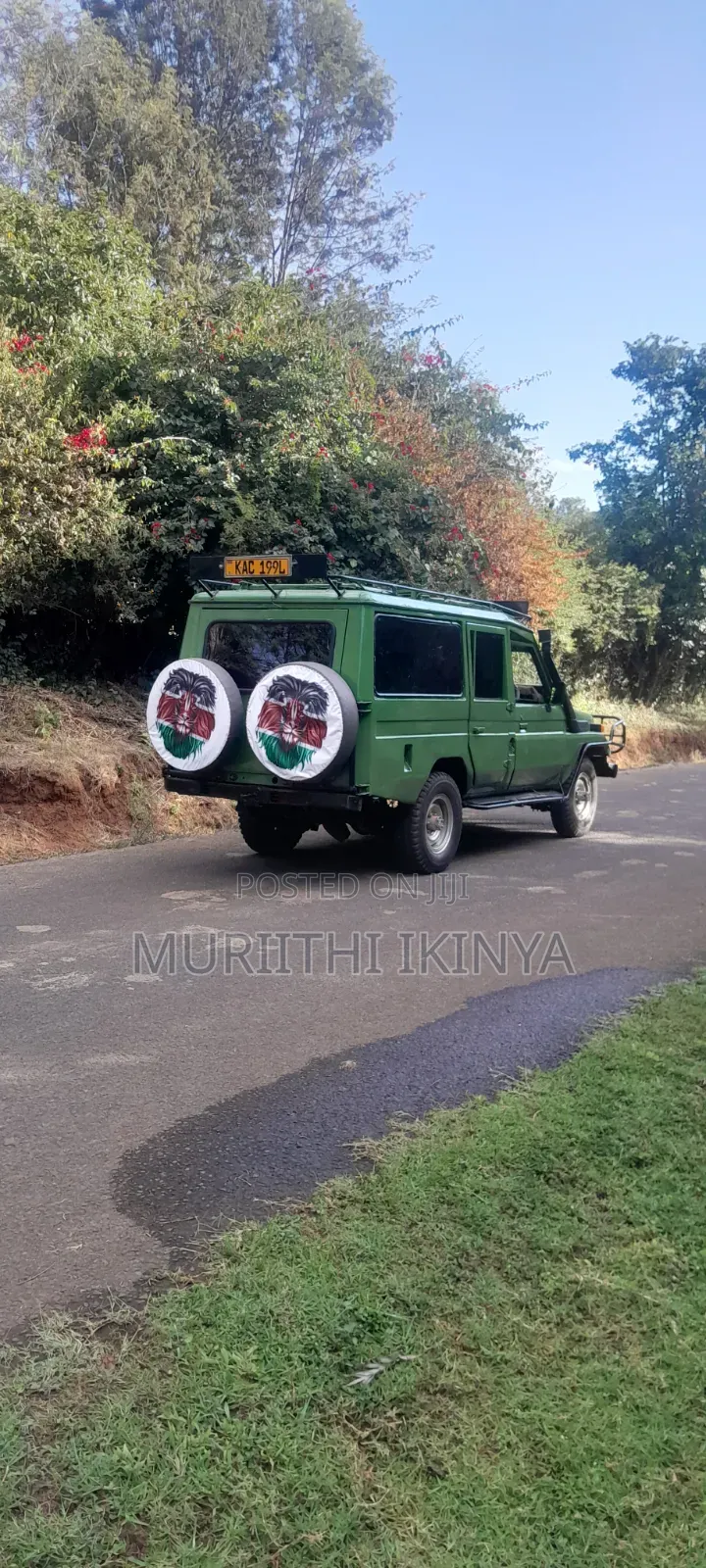 Toyota Land Cruiser 2000 Green