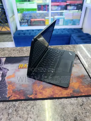 Laptop Lenovo Yoga 11e 4GB Intel Core i3 SSD 128GB