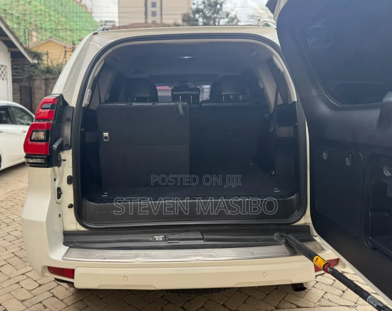 Toyota Land Cruiser Prado 2.7 2020 White