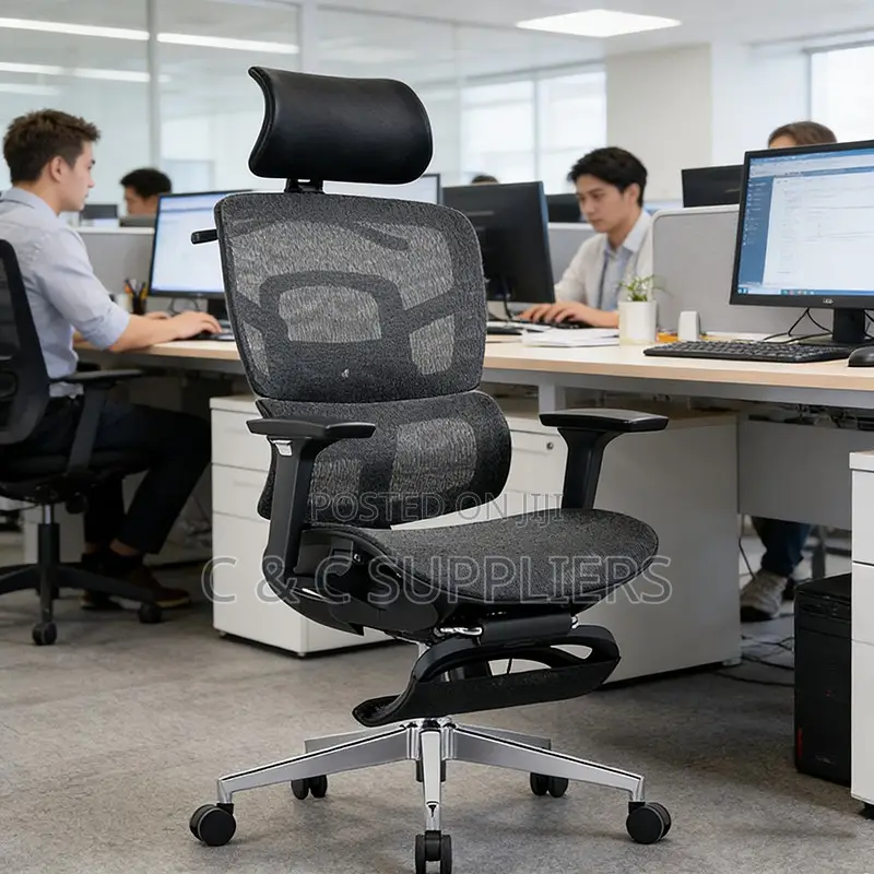 Managers Mesh Executive Seat With Footrest.