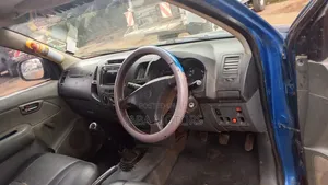 Toyota Hilux 2012 Blue