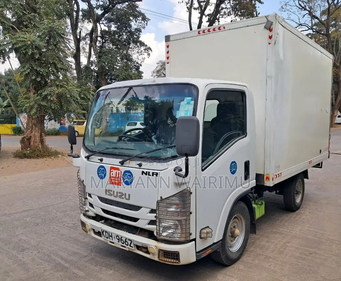 Isuzu NLR Truck