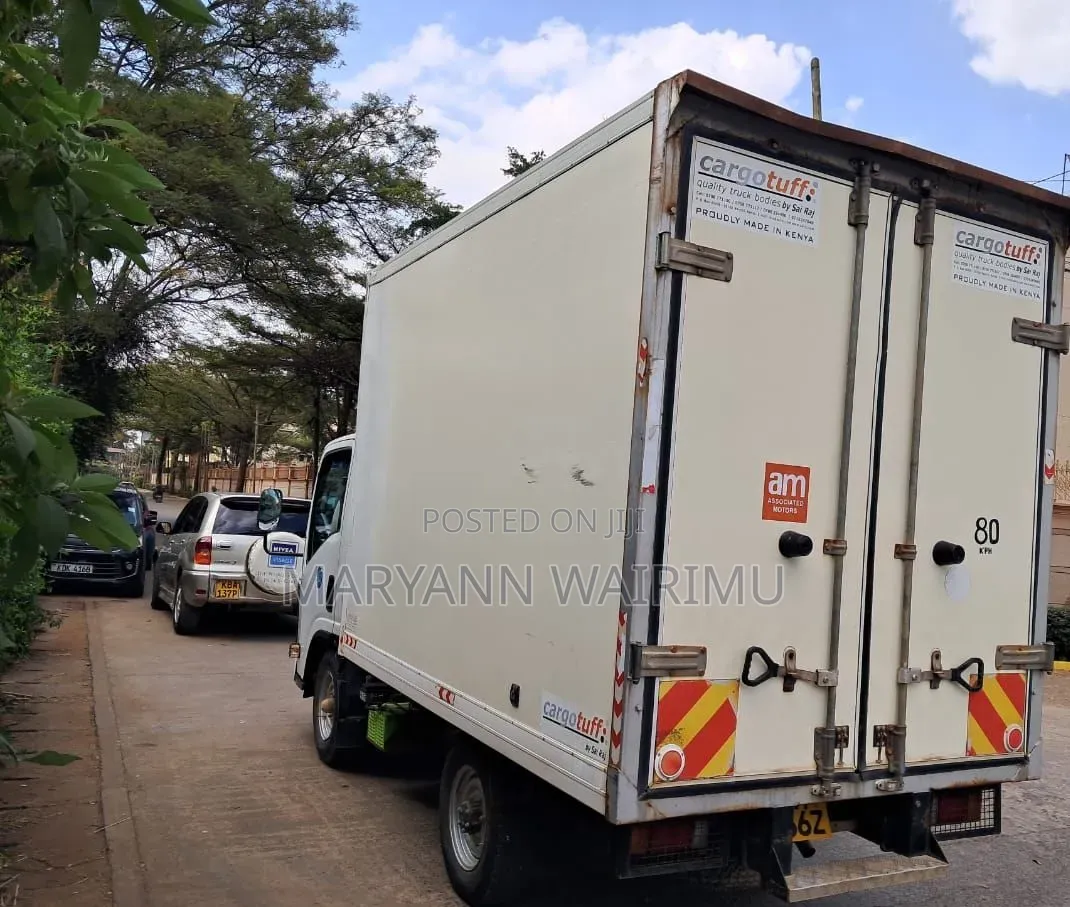 Isuzu NLR Truck