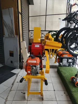 Multifunctional Feed Chopper Machine With Engine