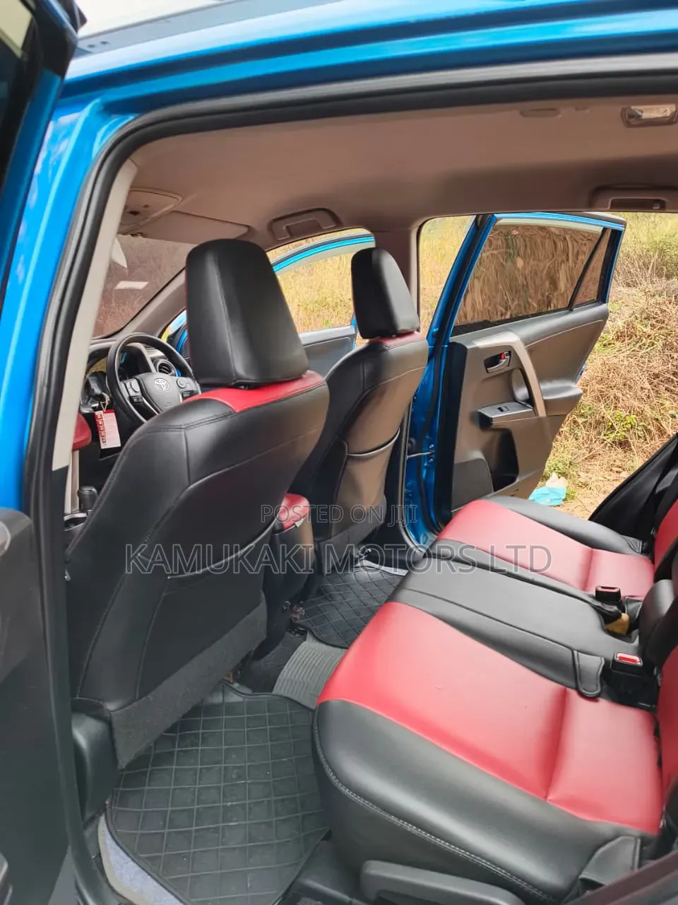 Toyota RAV4 2018 Blue